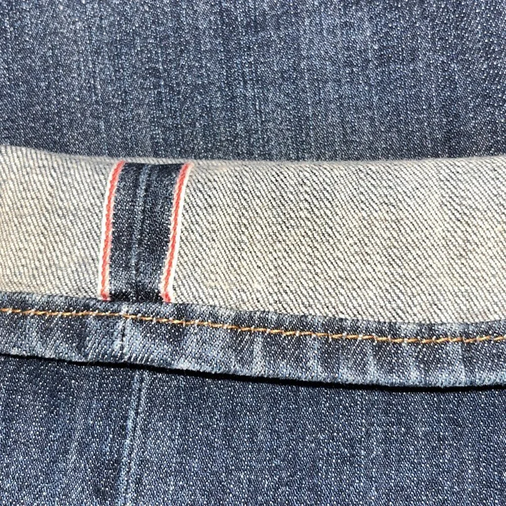 LEVI'S SELVEDGE 31 BOYFRIEND SKINNY FIT BLUE JEANS  - EUC